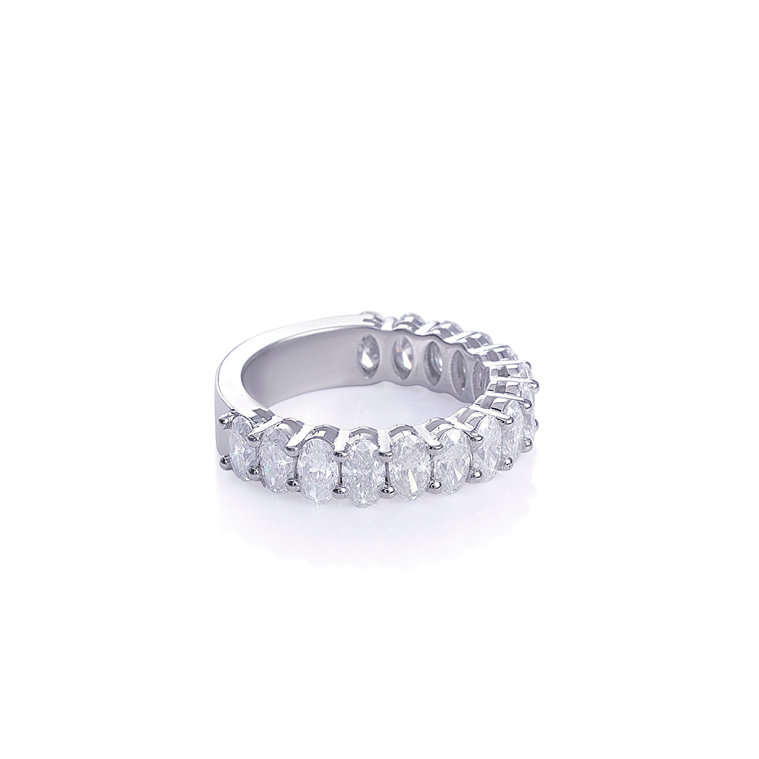 Moissanite Diamond Engagement Ring (Oval Shape)