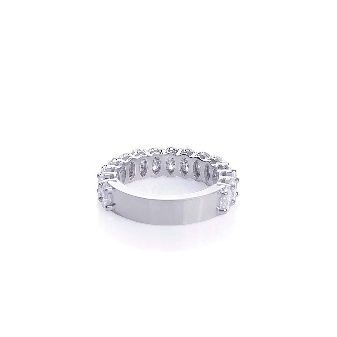 Moissanite Diamond Engagement Ring (Oval Shape)