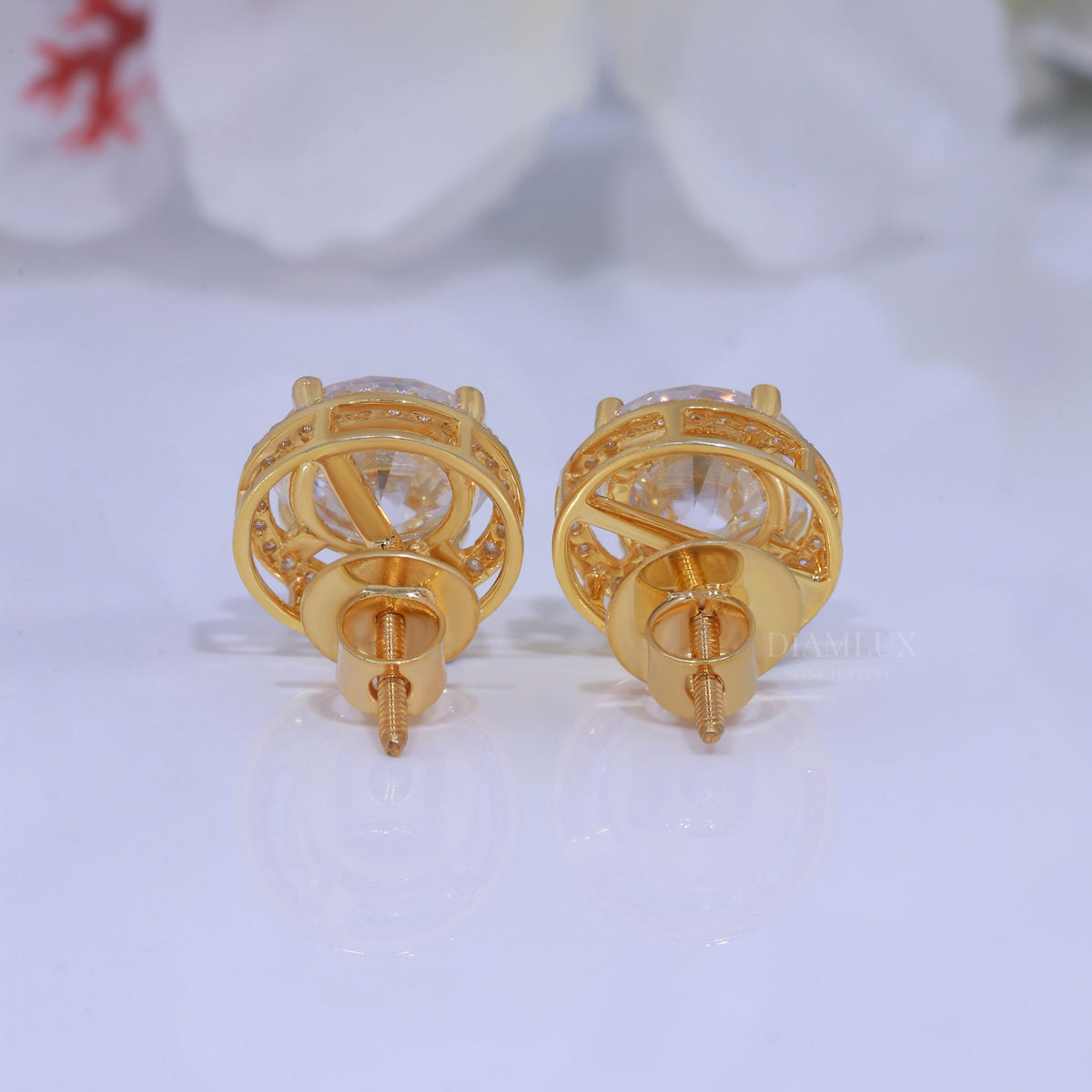 Classic Round Brilliant Cut Solitaire Studs in Yellow Gold Diamlux Fine Jewelry