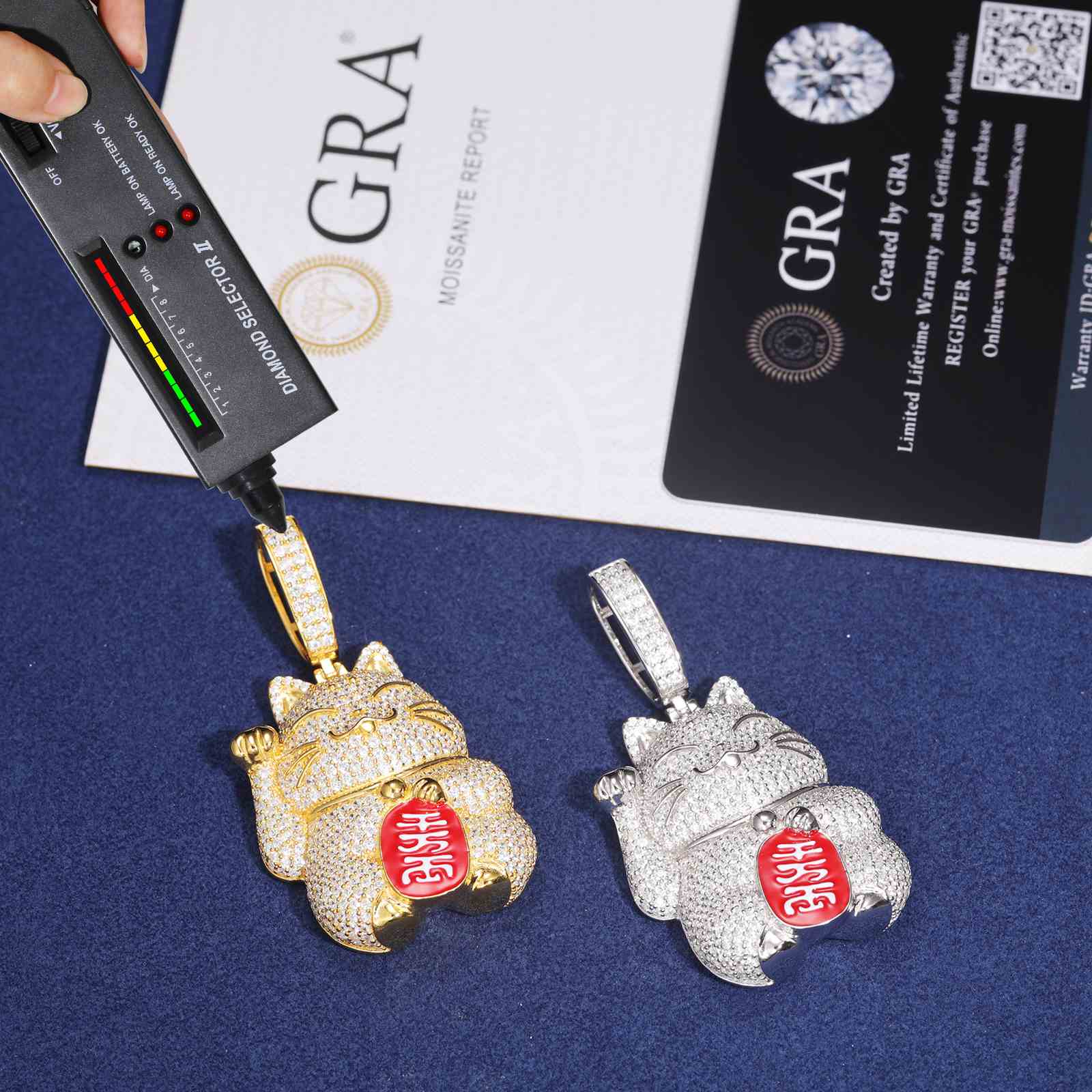 Diamlux Cat Charm  Pendant