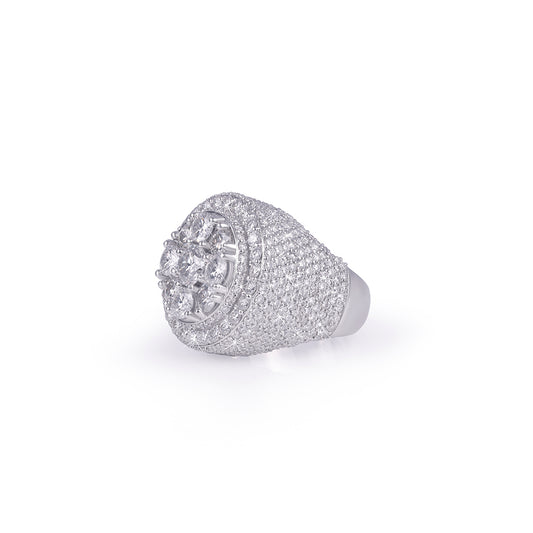 Brilliant Halo Cluster Diamond Ring