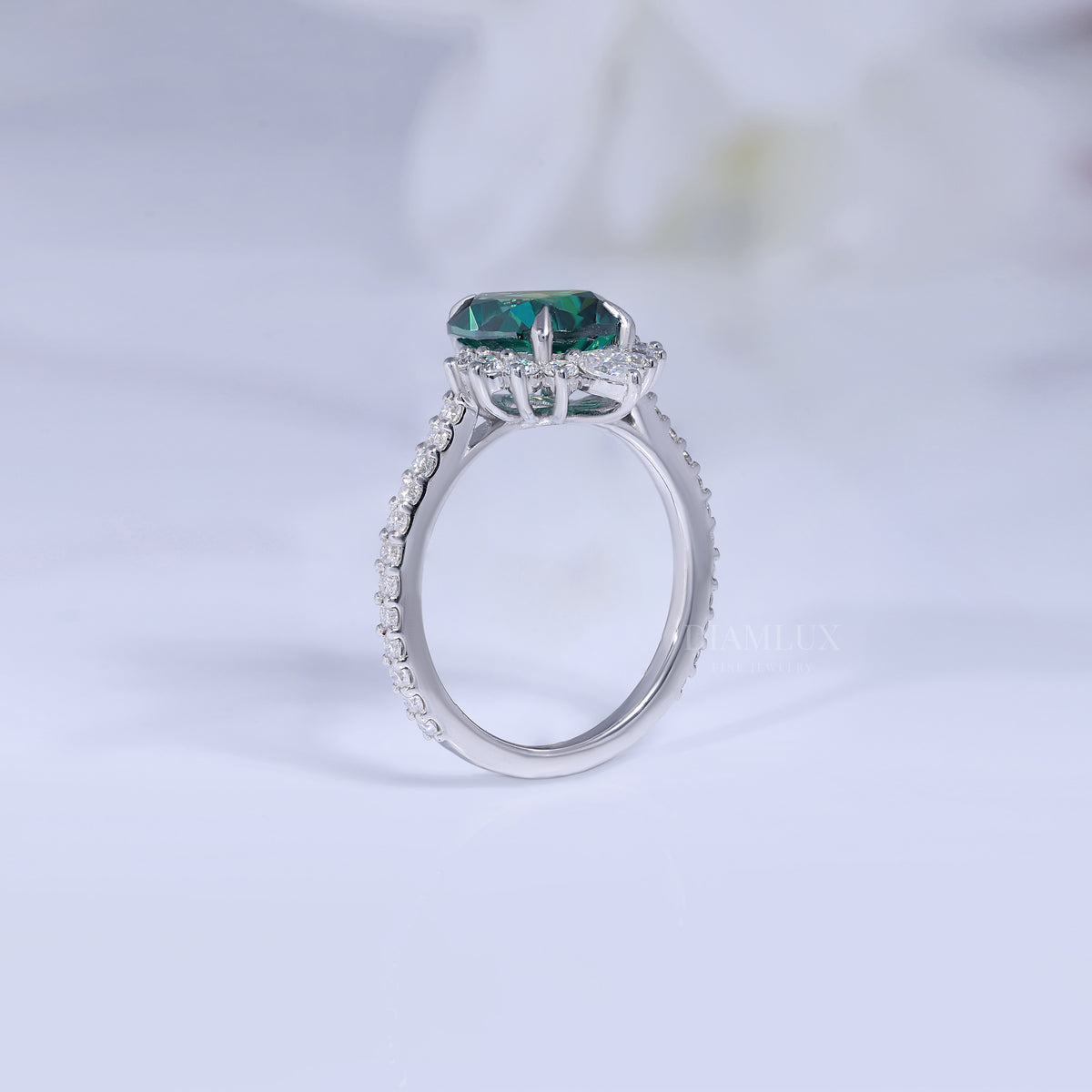 Elegant Pear-Shaped Green Gemstone Diamond Ring Diamlux Fine Jewelry