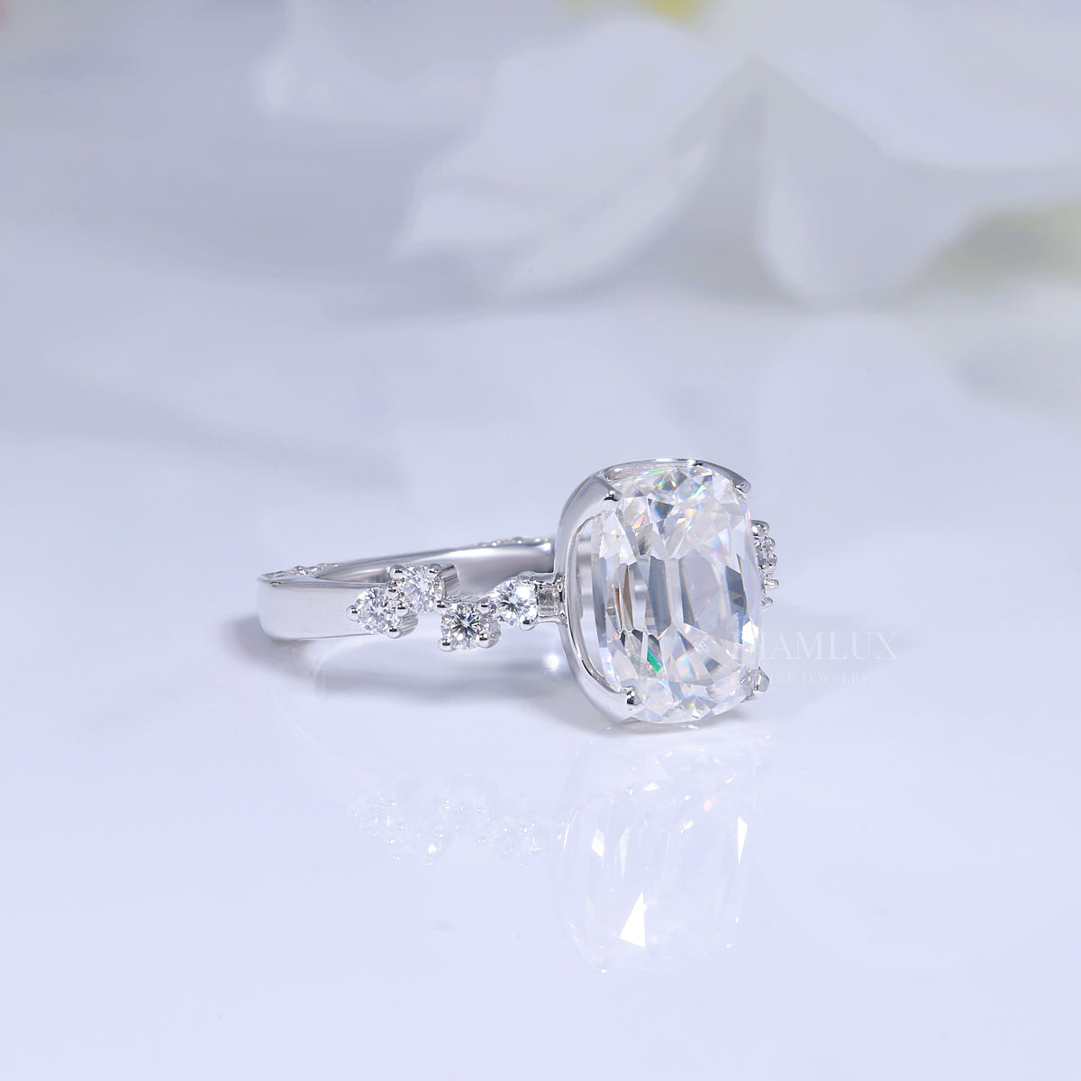 Elegant Cushion Cut Diamond Engagement Ring Diamlux Fine Jewelry