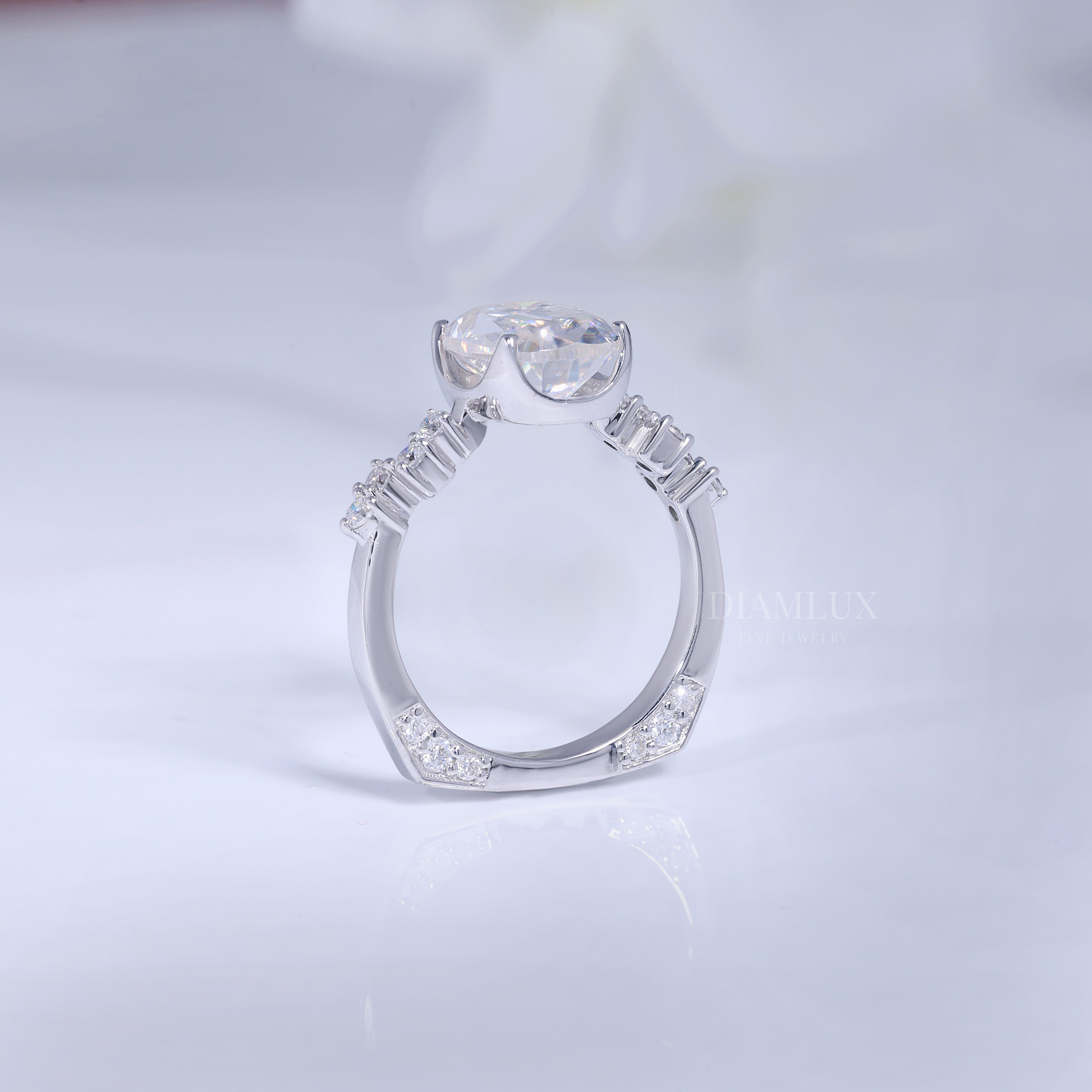 Elegant Cushion Cut Diamond Engagement Ring Diamlux Fine Jewelry